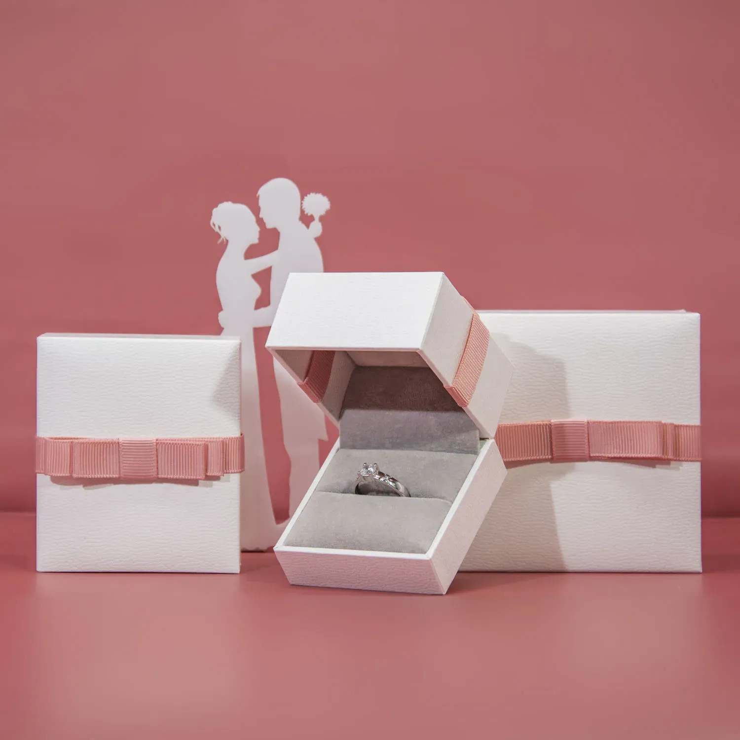 white jewerly box
